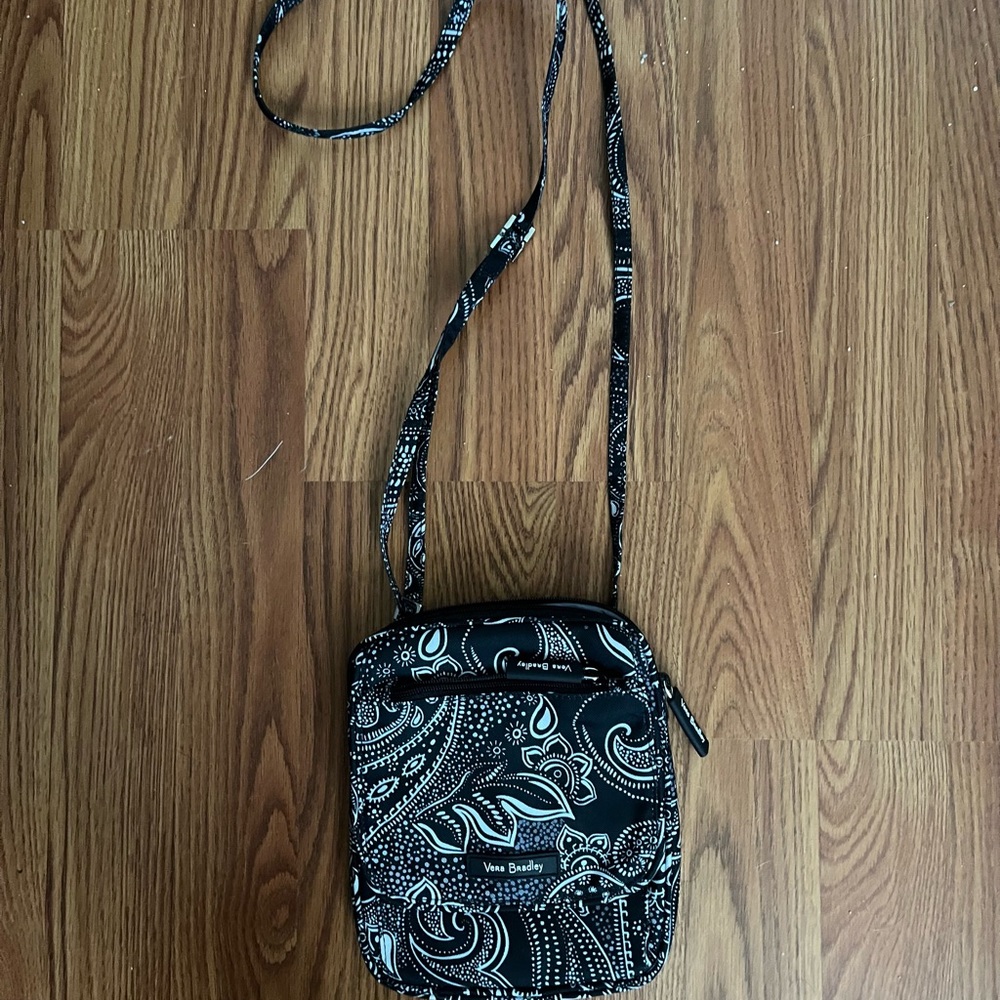 NWOT - Vera Bradley rfid lightweight purse